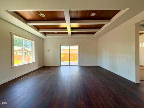 Tiny photo for 1938 NE Laughlin Road, Prineville, OR 97754 (MLS # 220224166)