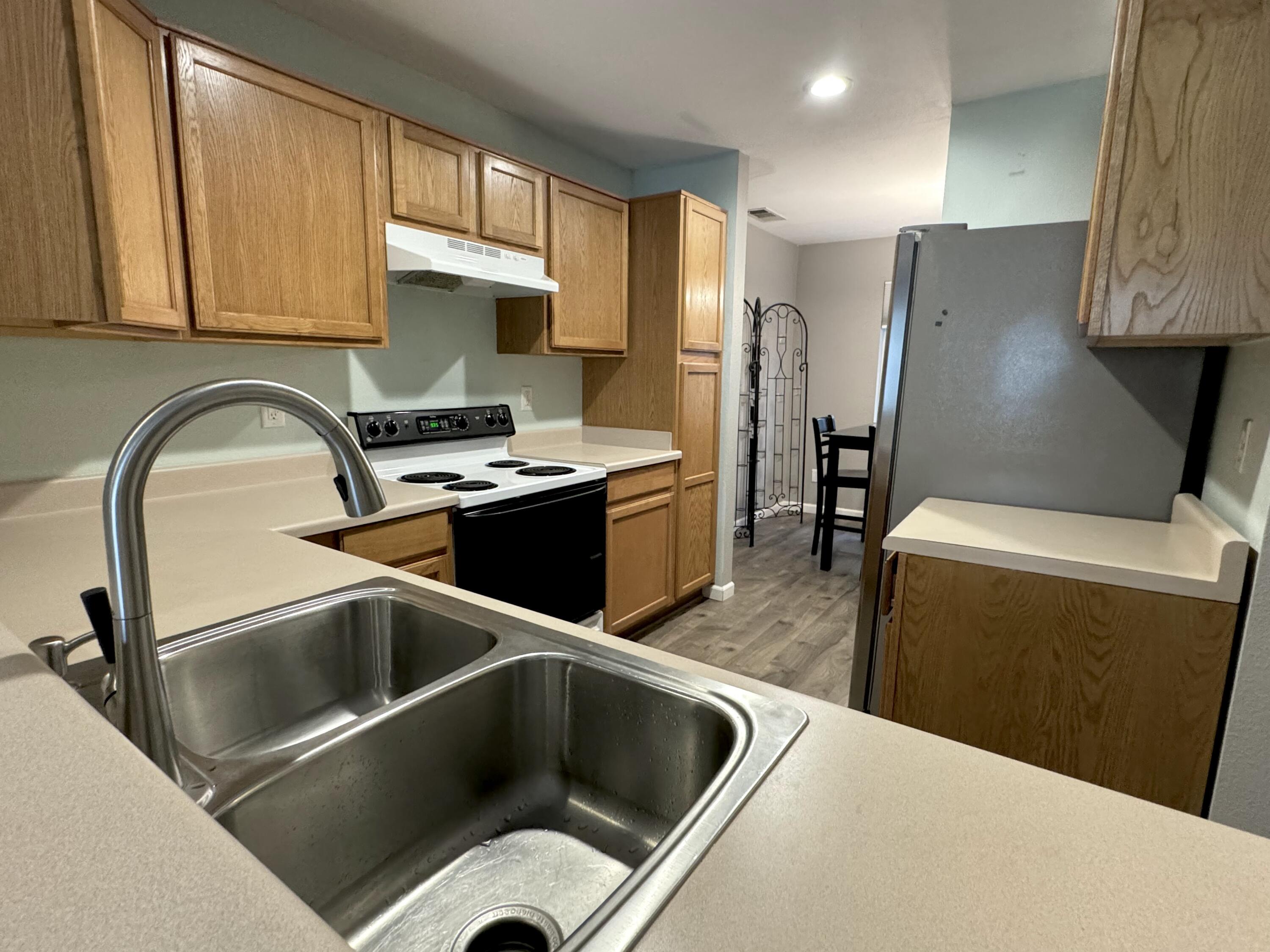 Townhomes At Oak Court Phases 1, 2, 3And 4 - Residential