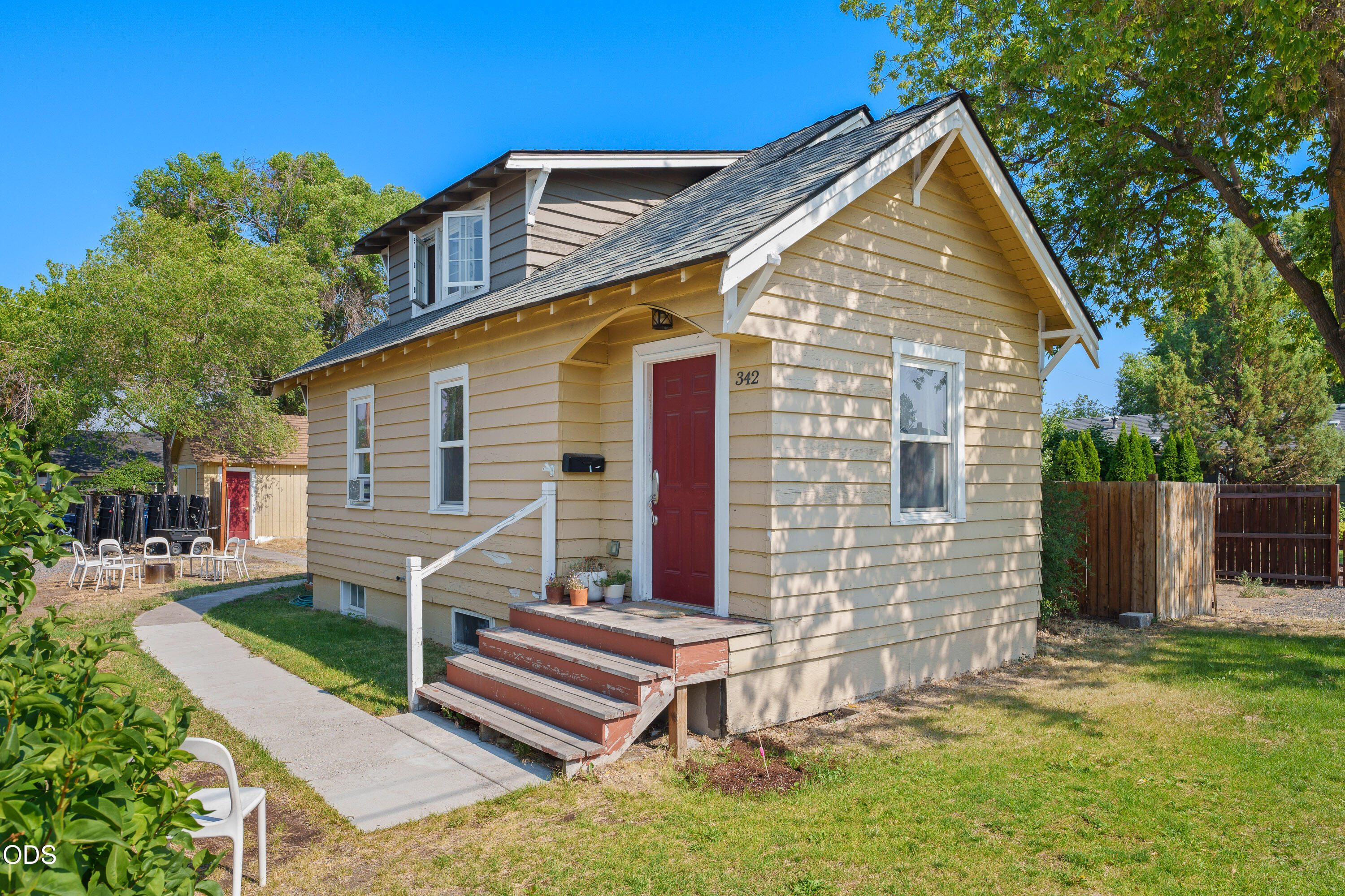 342 W Antler Avenue