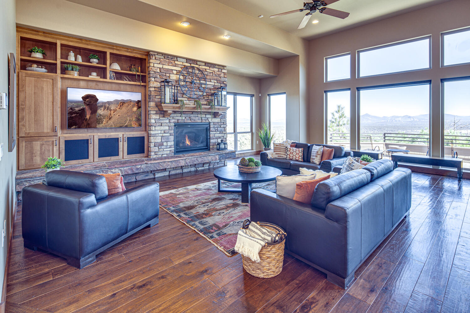 Eagle Crest - Residential