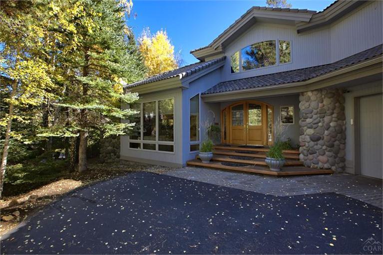 Fairway Crest Village - Residential