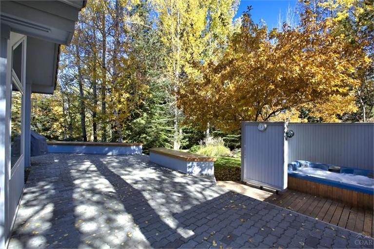 Fairway Crest Village - Residential