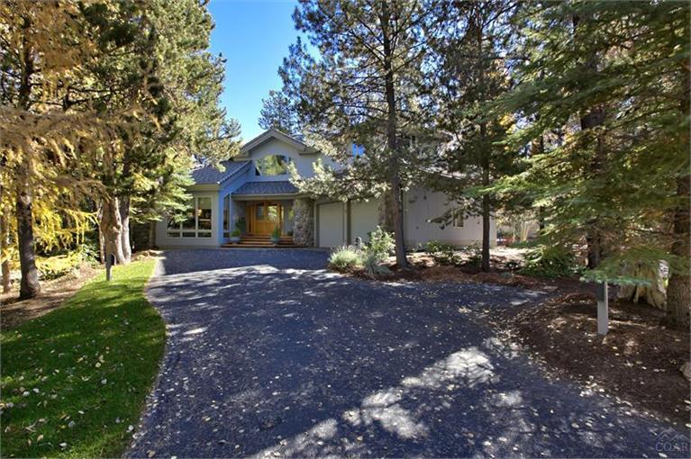 Fairway Crest Village - Residential
