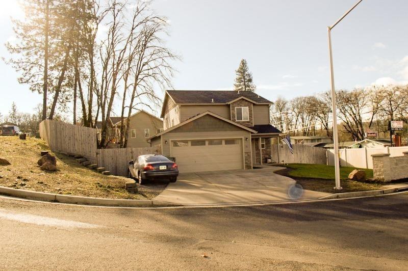 Manzanita Hills - Residential