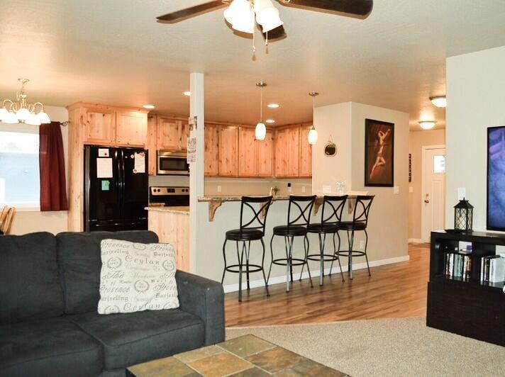 Manzanita Hills - Residential