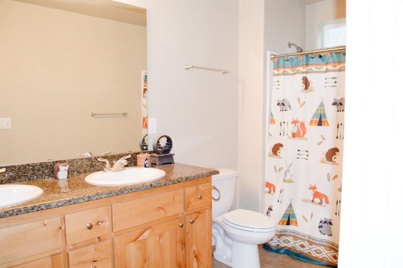 Manzanita Hills - Residential