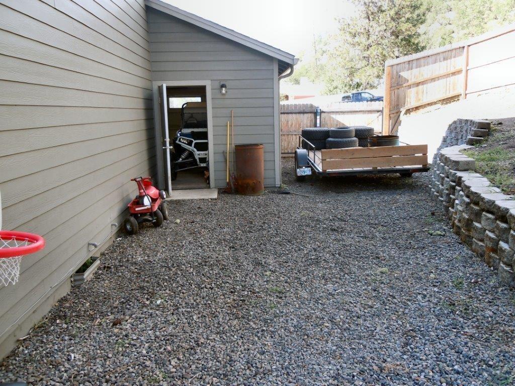 Manzanita Hills - Residential