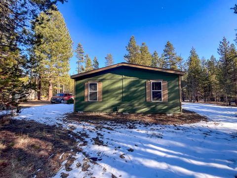 Tiny photo for 15737 Camino De Oro Avenue, La Pine, OR 97739 (MLS # 220214307)