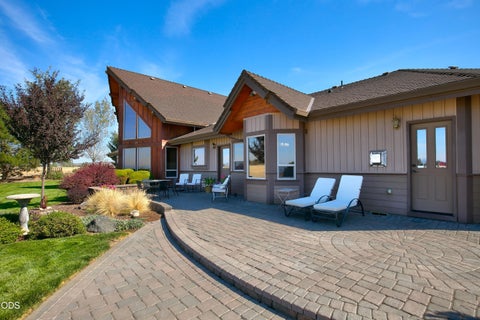 Tiny photo for 15520 SW Culver Highway, Culver, OR 97734 (MLS # 220229192)