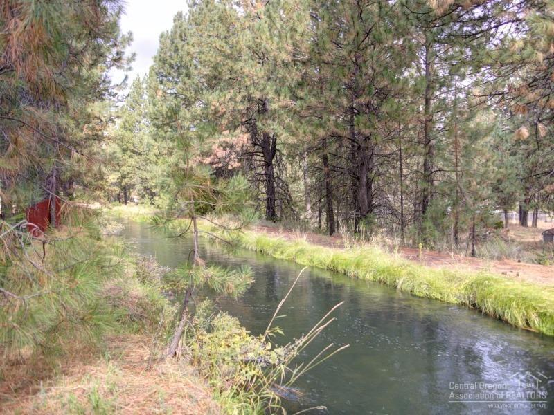 Deschutes RiverWoods - Land