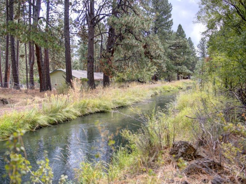 Deschutes RiverWoods - Land