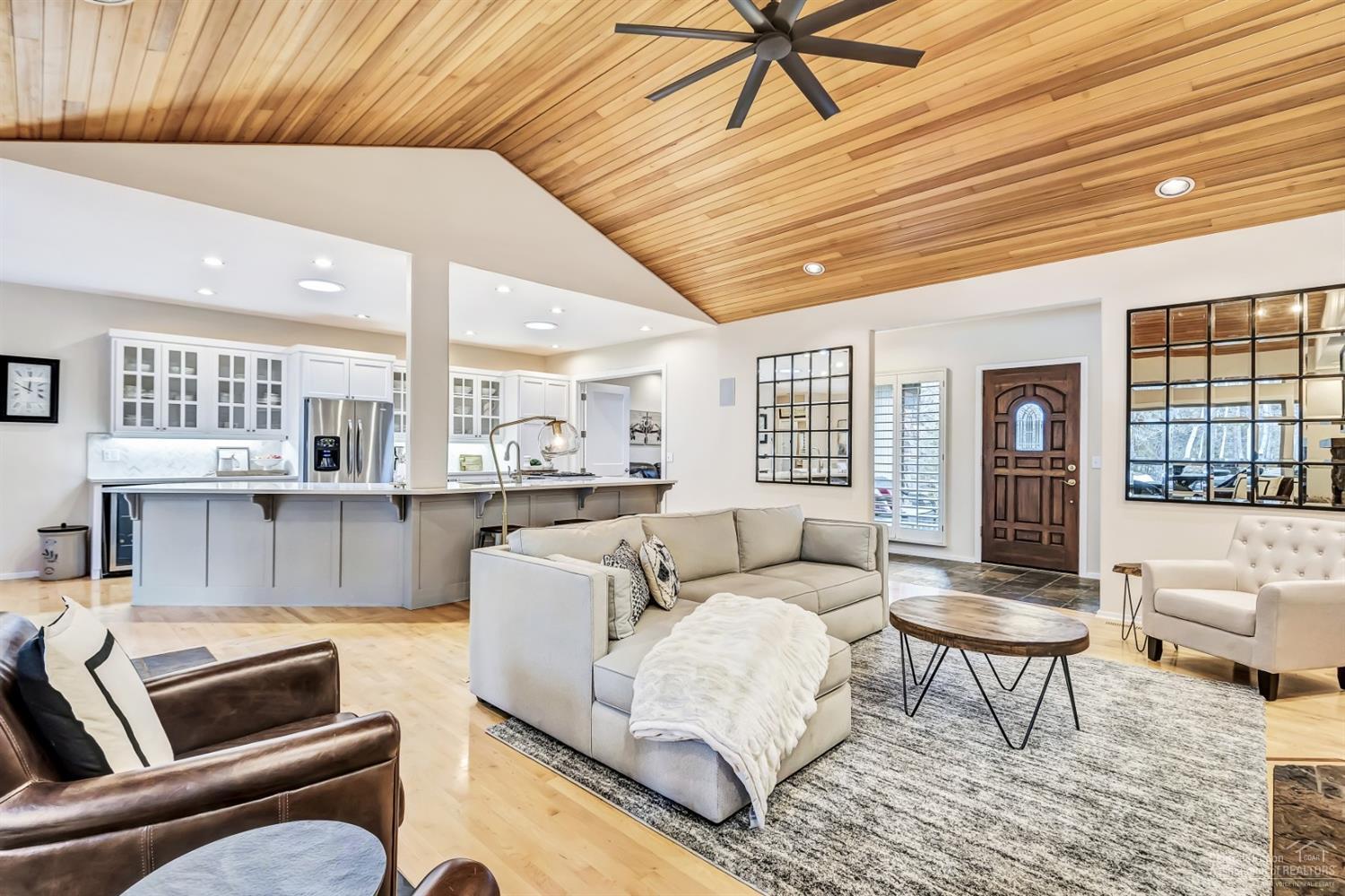 Broken Top - Residential