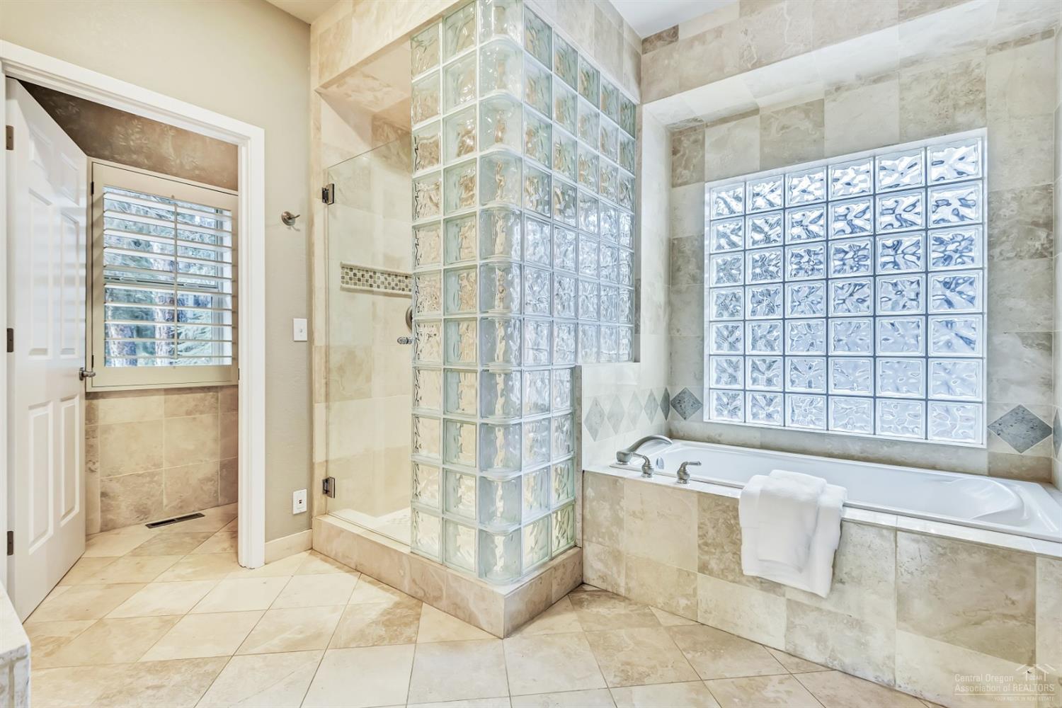 Broken Top - Residential