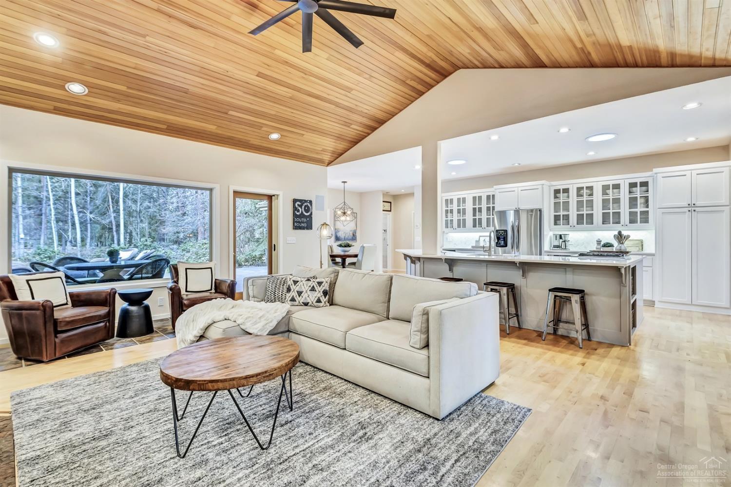 Broken Top - Residential