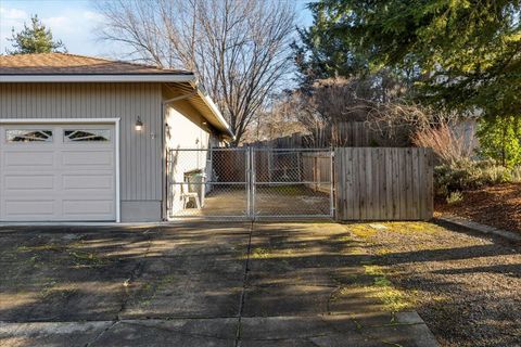 Tiny photo for 2740 Prescott Street, Medford, OR 97504 (MLS # 220213827)