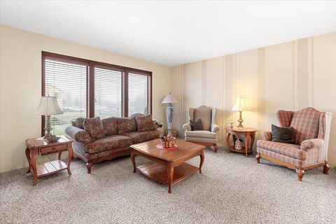 Tiny photo for 2740 Prescott Street, Medford, OR 97504 (MLS # 220213827)