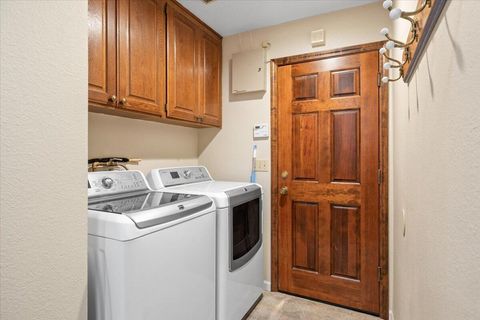 Tiny photo for 2740 Prescott Street, Medford, OR 97504 (MLS # 220213827)