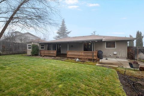 Tiny photo for 2740 Prescott Street, Medford, OR 97504 (MLS # 220213827)