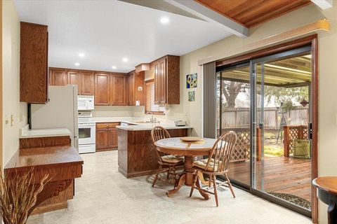 Tiny photo for 2740 Prescott Street, Medford, OR 97504 (MLS # 220213827)