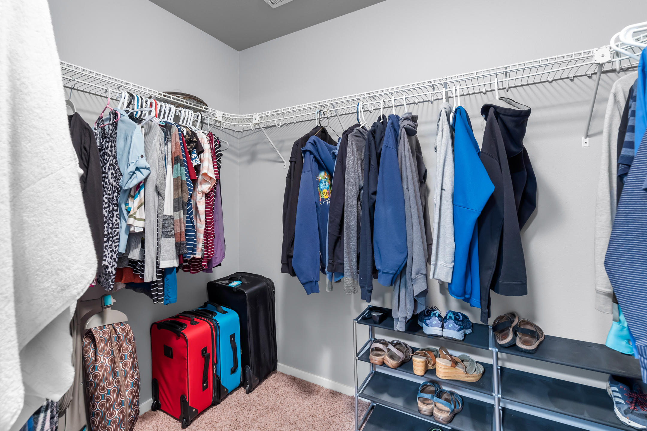 Ni Lah Sha Village - Residential