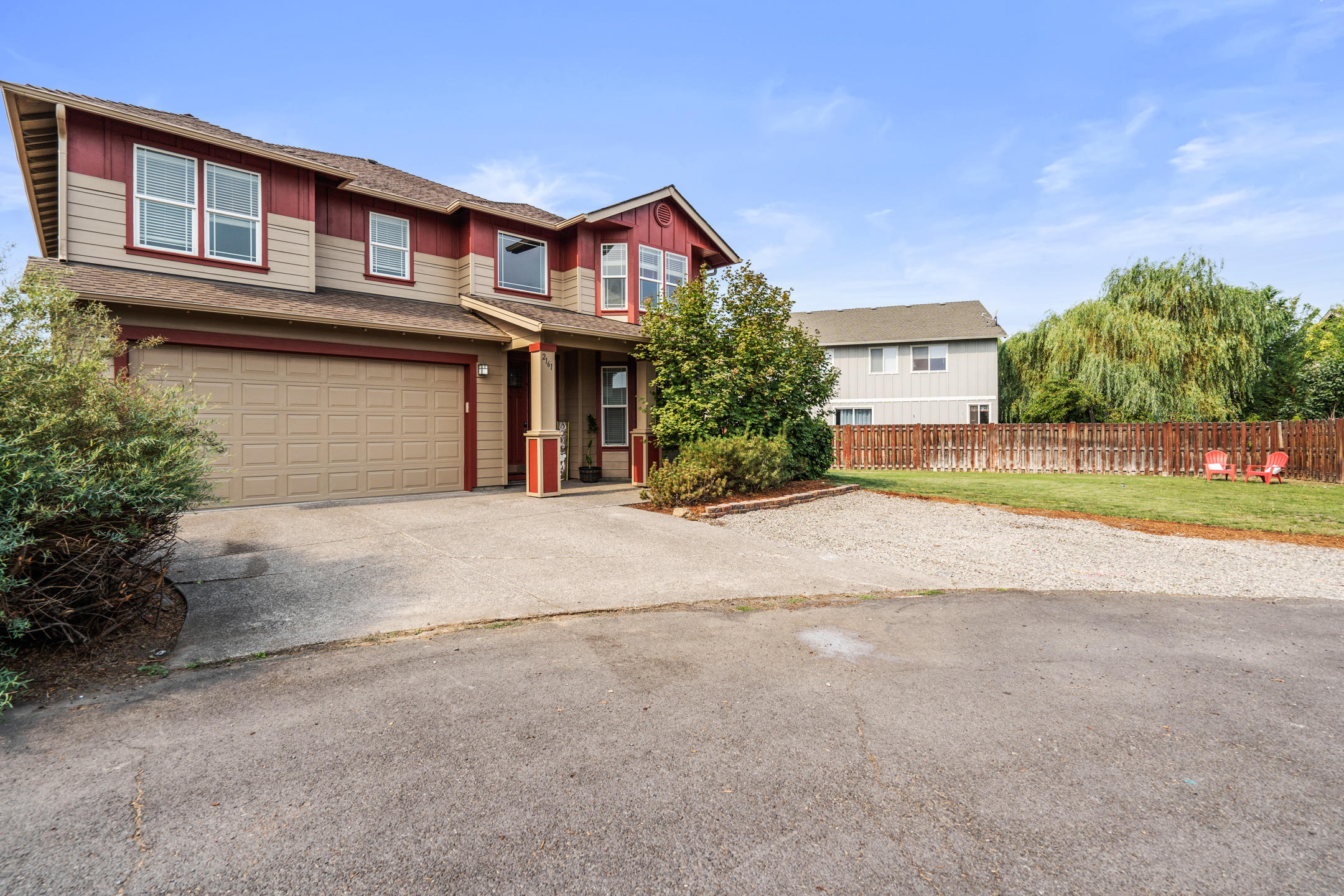 Ni Lah Sha Village - Residential