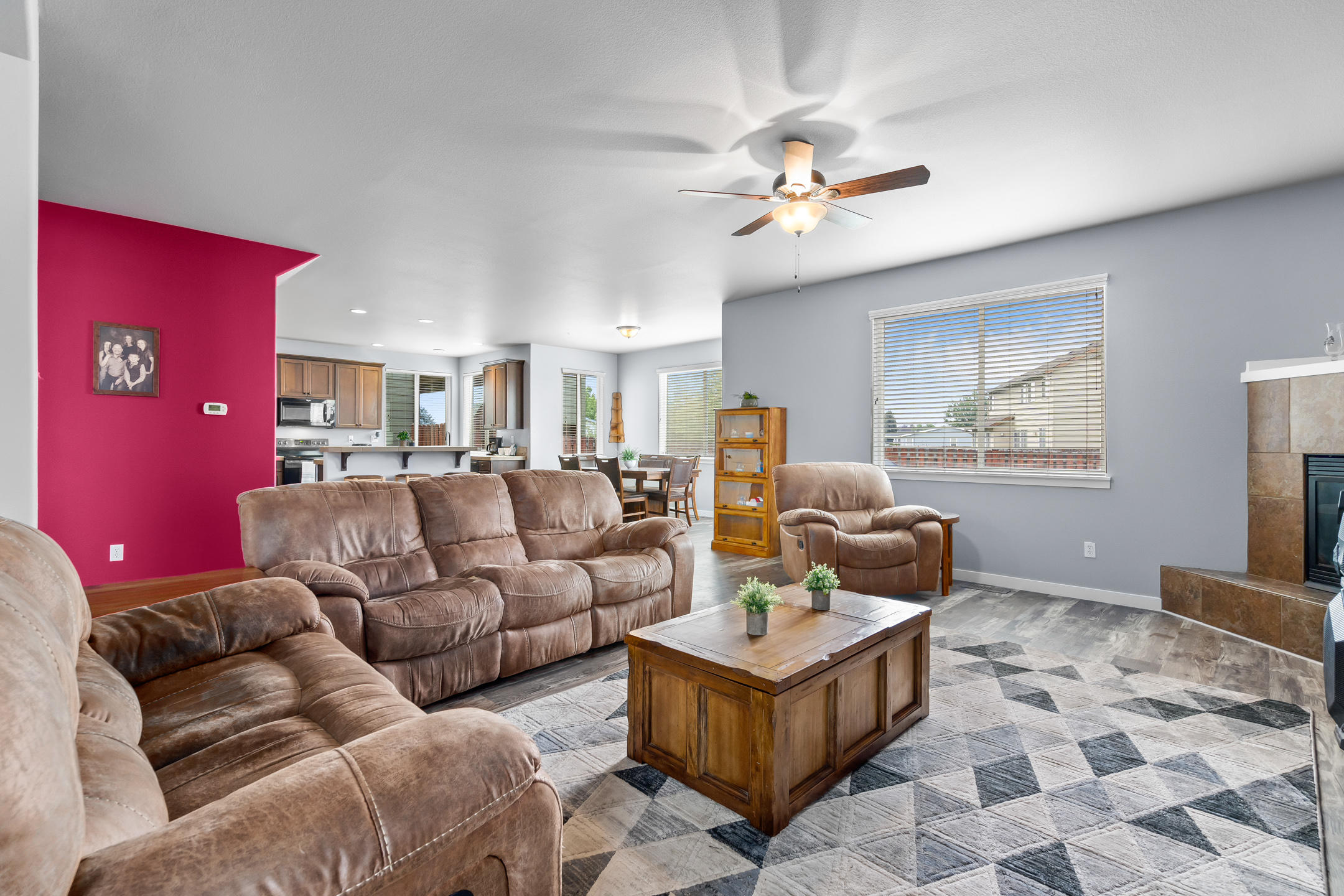 Ni Lah Sha Village - Residential