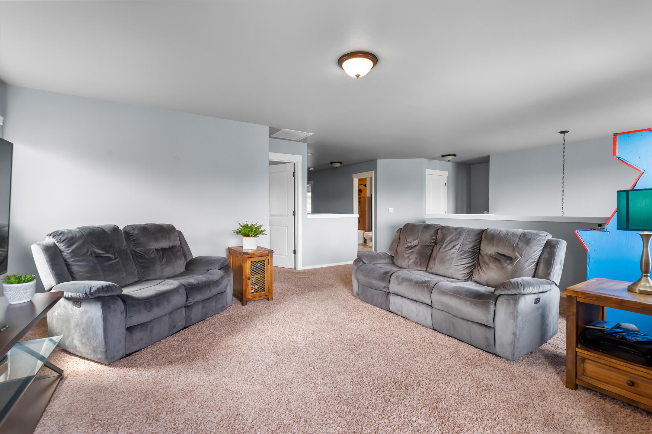 Ni Lah Sha Village - Residential