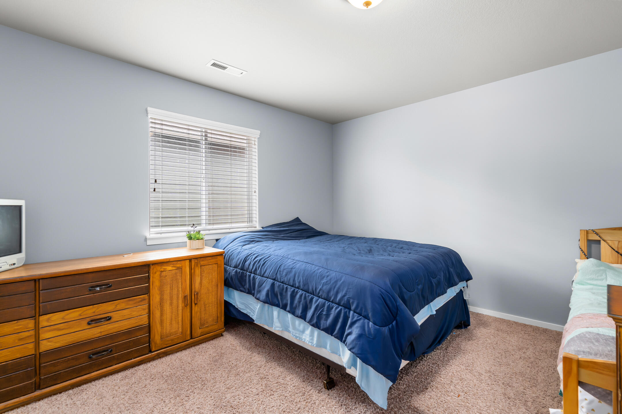 Ni Lah Sha Village - Residential