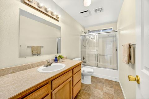 Tiny photo for 239 E Hersey Street, Ashland, OR 97520 (MLS # 220217572)