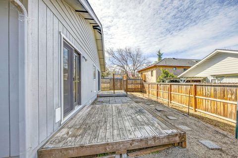 Tiny photo for 239 E Hersey Street, Ashland, OR 97520 (MLS # 220217572)