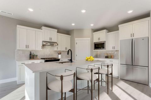 Tiny photo for 60940 SE Apollo Place, Bend, OR 97702 (MLS # 220215751)