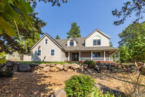 Tiny photo for 10831 Kestrel Road, Klamath Falls, OR 97601 (MLS # 220220172)