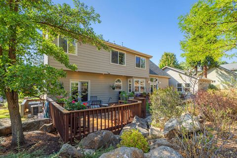 Tiny photo for 10831 Kestrel Road, Klamath Falls, OR 97601 (MLS # 220220172)