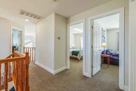 Tiny photo for 10831 Kestrel Road, Klamath Falls, OR 97601 (MLS # 220220172)