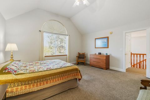 Tiny photo for 10831 Kestrel Road, Klamath Falls, OR 97601 (MLS # 220220172)