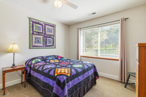 Tiny photo for 10831 Kestrel Road, Klamath Falls, OR 97601 (MLS # 220220172)