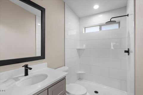 Tiny photo for 1656 N Foothill Road, Medford, OR 97504 (MLS # 220226528)