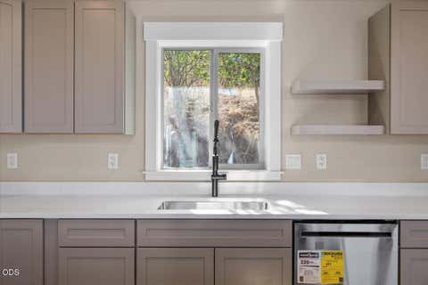 Tiny photo for 1656 N Foothill Road, Medford, OR 97504 (MLS # 220226528)