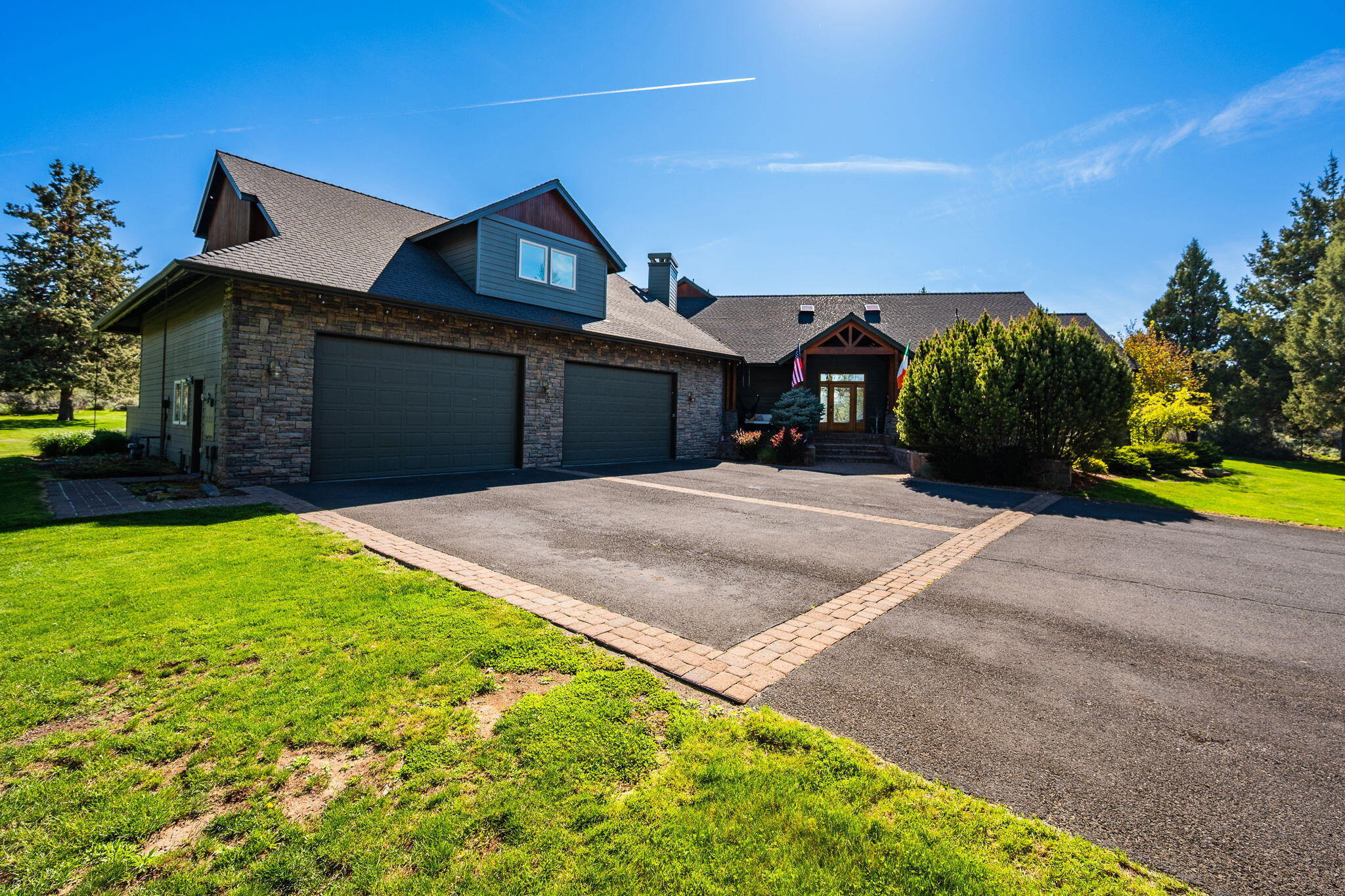 Royal Oak Estates - Residential