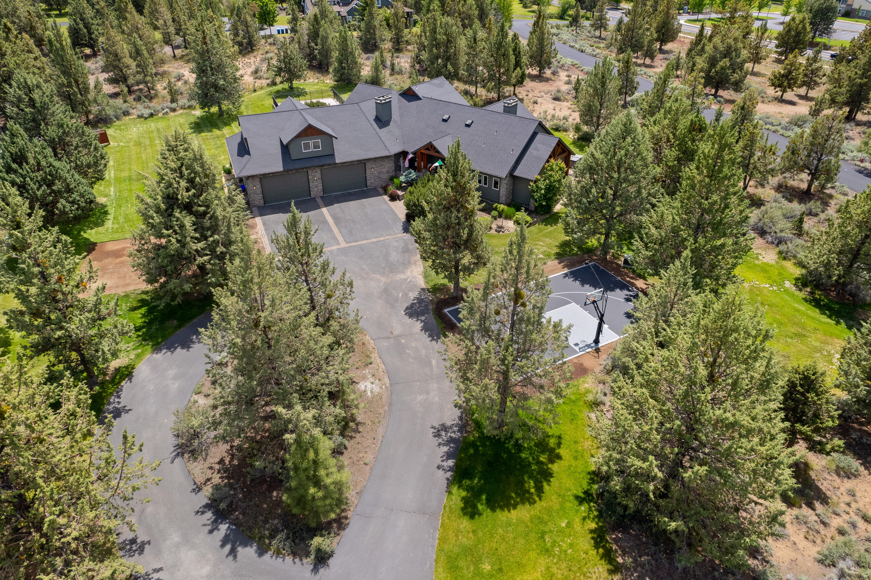 Royal Oak Estates - Residential