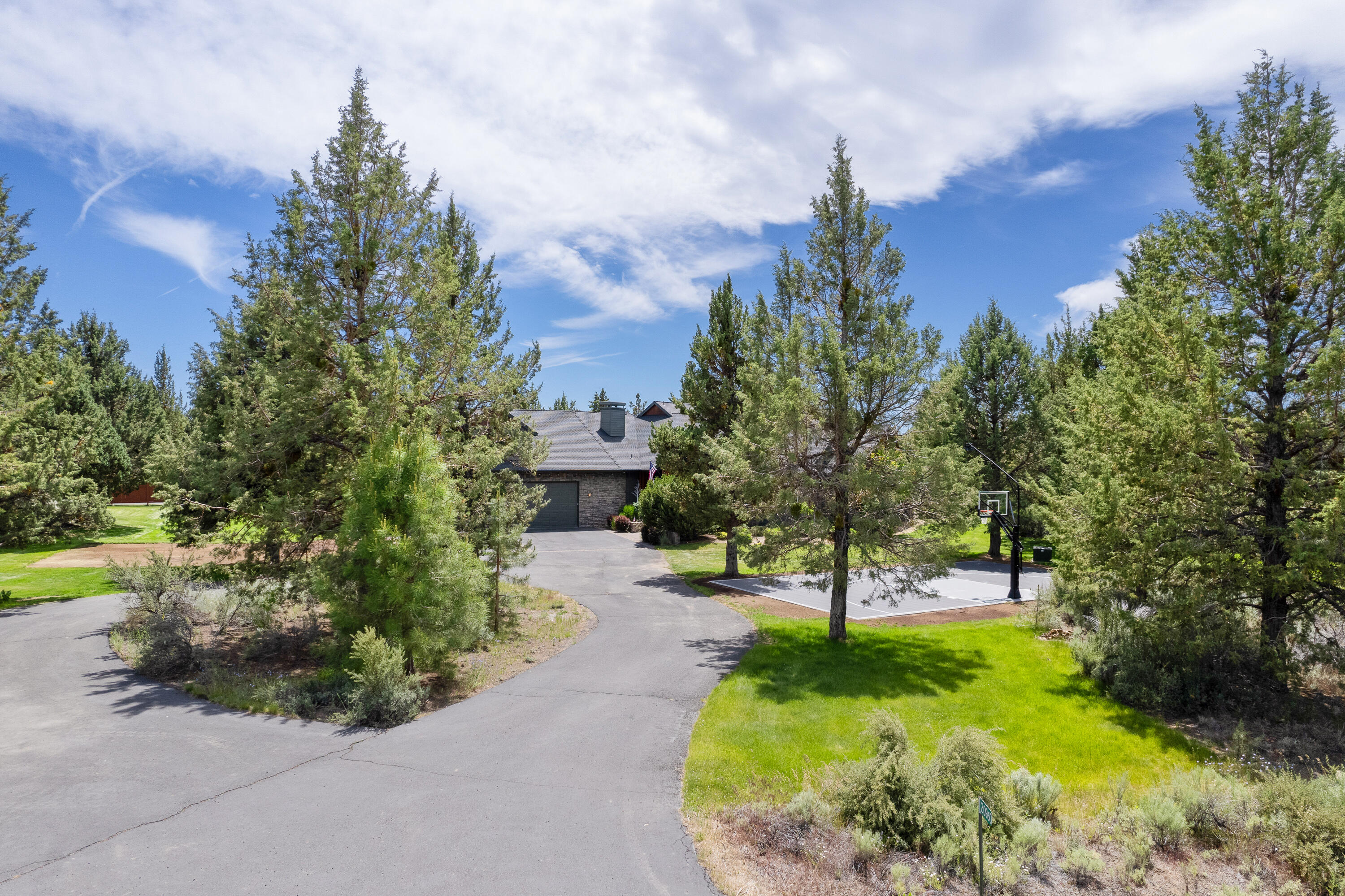 Royal Oak Estates - Residential