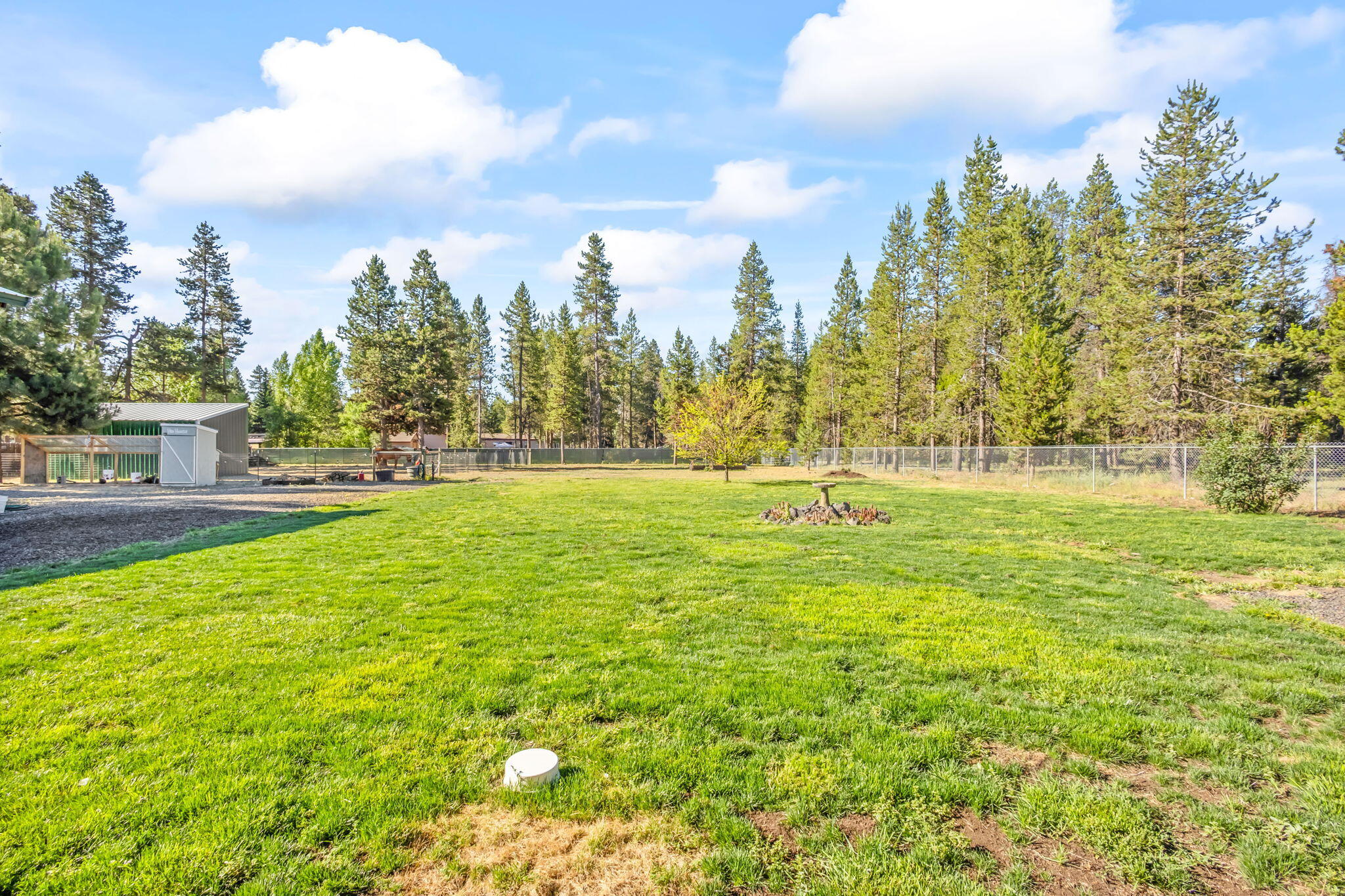 Los Pinos - Residential