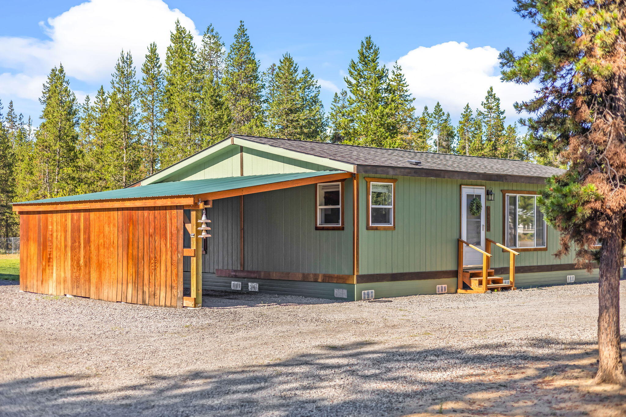 Los Pinos - Residential