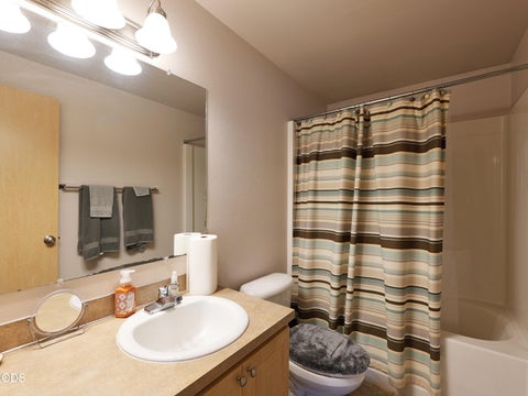 Tiny photo for 10 Quail Run Drive, Shady Cove, OR 97539 (MLS # 220223175)