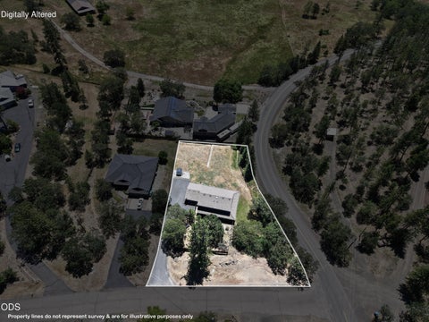 Tiny photo for 10 Quail Run Drive, Shady Cove, OR 97539 (MLS # 220223175)