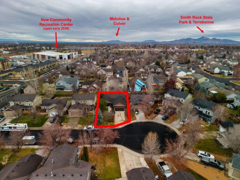 Tiny photo for 3391 SW Metolius Meadow Court, Redmond, OR 97756 (MLS # 220212698)