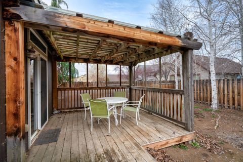 Tiny photo for 3391 SW Metolius Meadow Court, Redmond, OR 97756 (MLS # 220212698)
