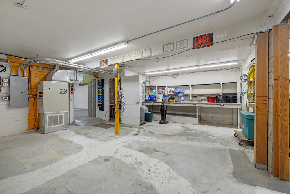 Altamont Acres - Commercial Sale