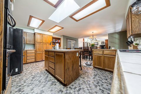 Tiny photo for 332 Rene Drive, Shady Cove, OR 97539 (MLS # 220219329)