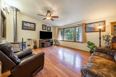 Tiny photo for 332 Rene Drive, Shady Cove, OR 97539 (MLS # 220219329)